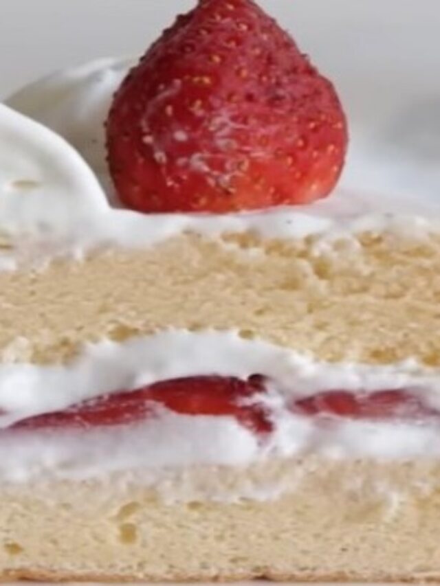 Bolo de Morango Japonês